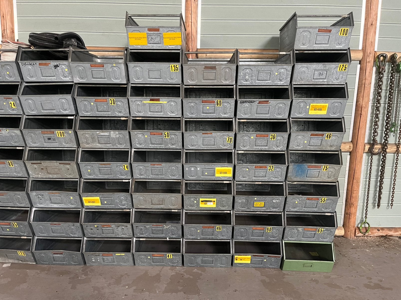 50 stalen bakken, Doe-het-zelf en Verbouw, Kratten en Dozen, Ophalen, 60 cm of meer, Minder dan 35 cm, Zo goed als nieuw