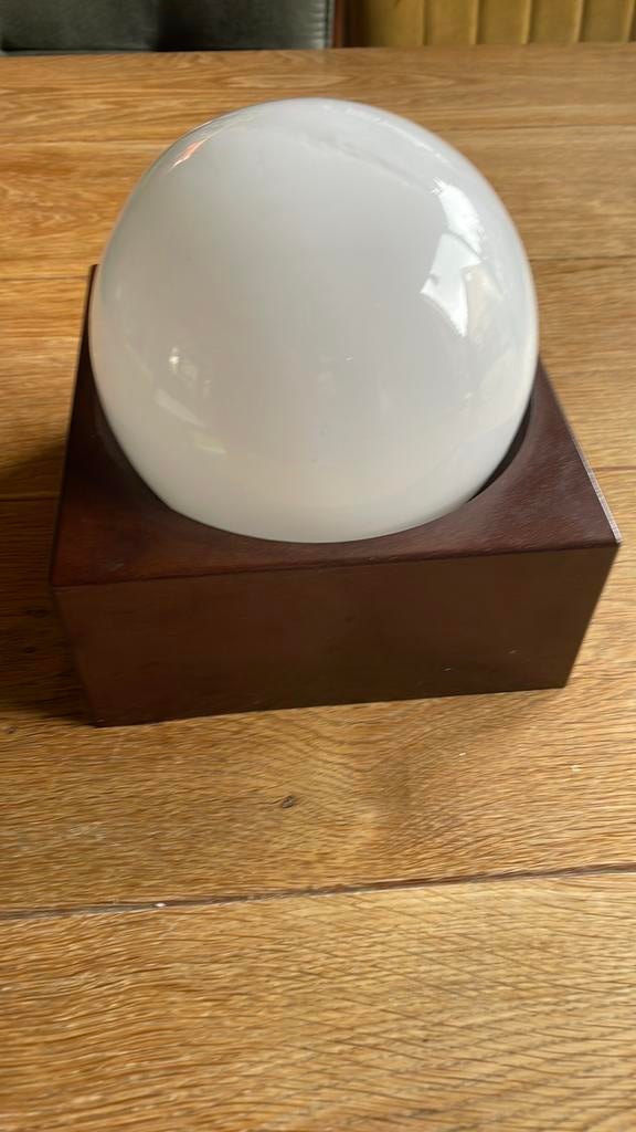 Vintage wit glazen bollamp plafonlamp., Huis en Inrichting, Lampen | Plafondlampen, Ophalen of Verzenden, Gebruikt, Glas
