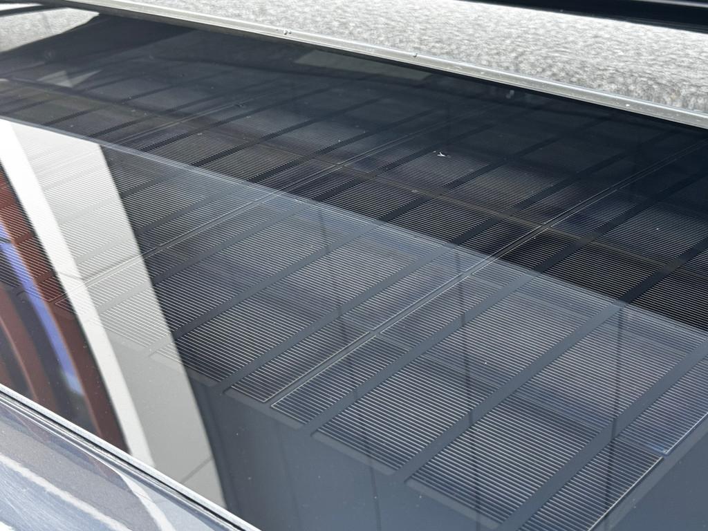 Toyota Prius 1.8 Executive Hybride Aut Solar dak Hud Alcanta, Auto's, Toyota, 1345 kg, Gebruikt, Huisgarantie, 4 cilinders