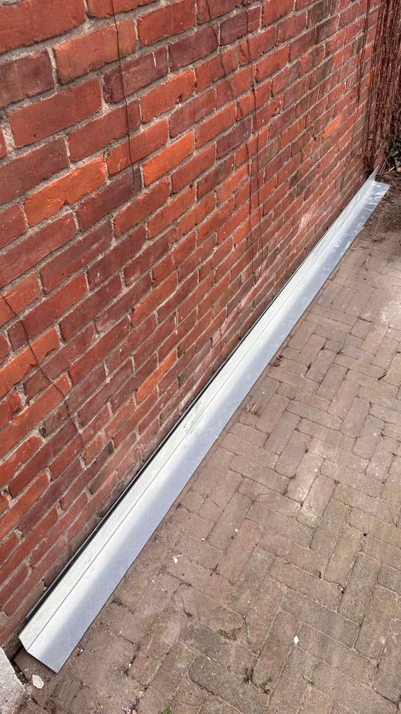 Hoekprofiel Staal 2.80 m 100x100 3mm dik, Doe-het-zelf en Verbouw, Metalen, Ophalen, Gebruikt, IJzer