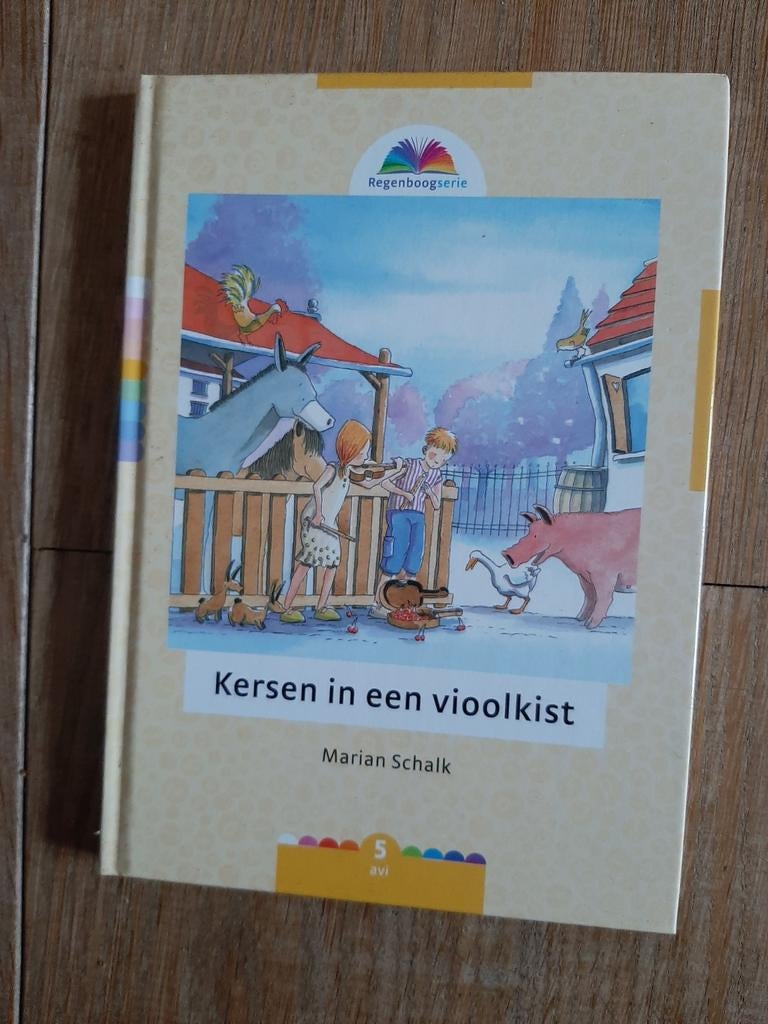 Kersen in een vioolkist - Marian Schalk (AVI S), Ophalen of Verzenden, Zo goed als nieuw, Marian Schalk, Fictie algemeen