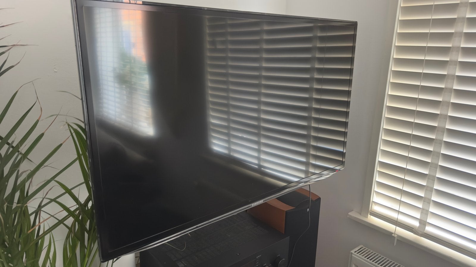 Samsung 40 inch Full HD Smart TV met Chromecast en LED-strip, Ophalen, 50 Hz, Samsung, 100 cm of meer