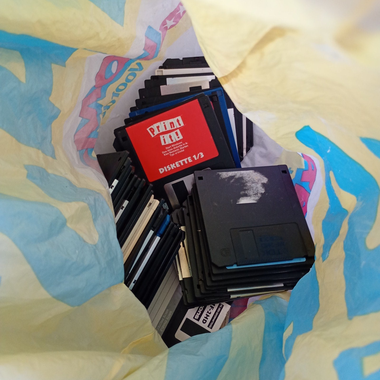 diskettes heel veel ik heb er nog meer, Spelcomputers en Games, Games | Atari, Ophalen, 1 speler, Racen en Vliegen, Zo goed als nieuw