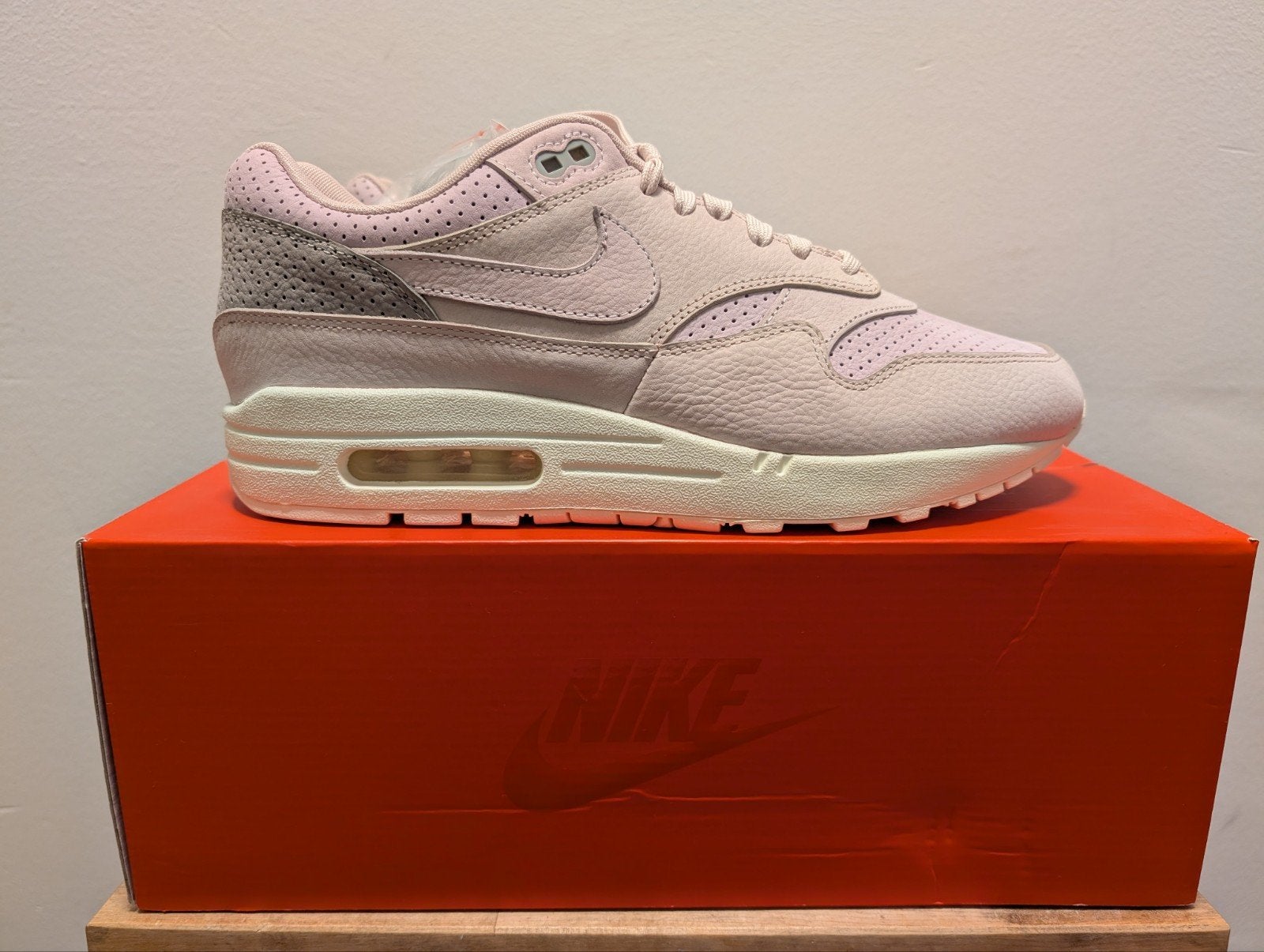 Nike Air Max 1 Pinnacle Arctic Pink 43, Nike air max, Overige kleuren, Nieuw, Ophalen of Verzenden