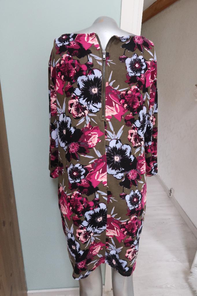 Vila mooie jurk met bloemen xl, Overige kleuren, Vila, Maat 46/48 (XL) of groter, Ophalen of Verzenden