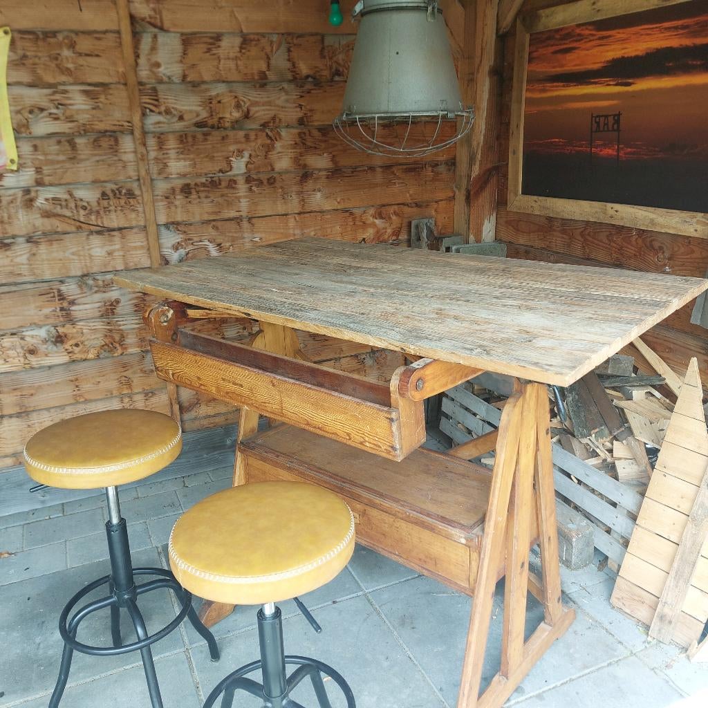 Industriële (sta)tafel, Ophalen, Gebruikt