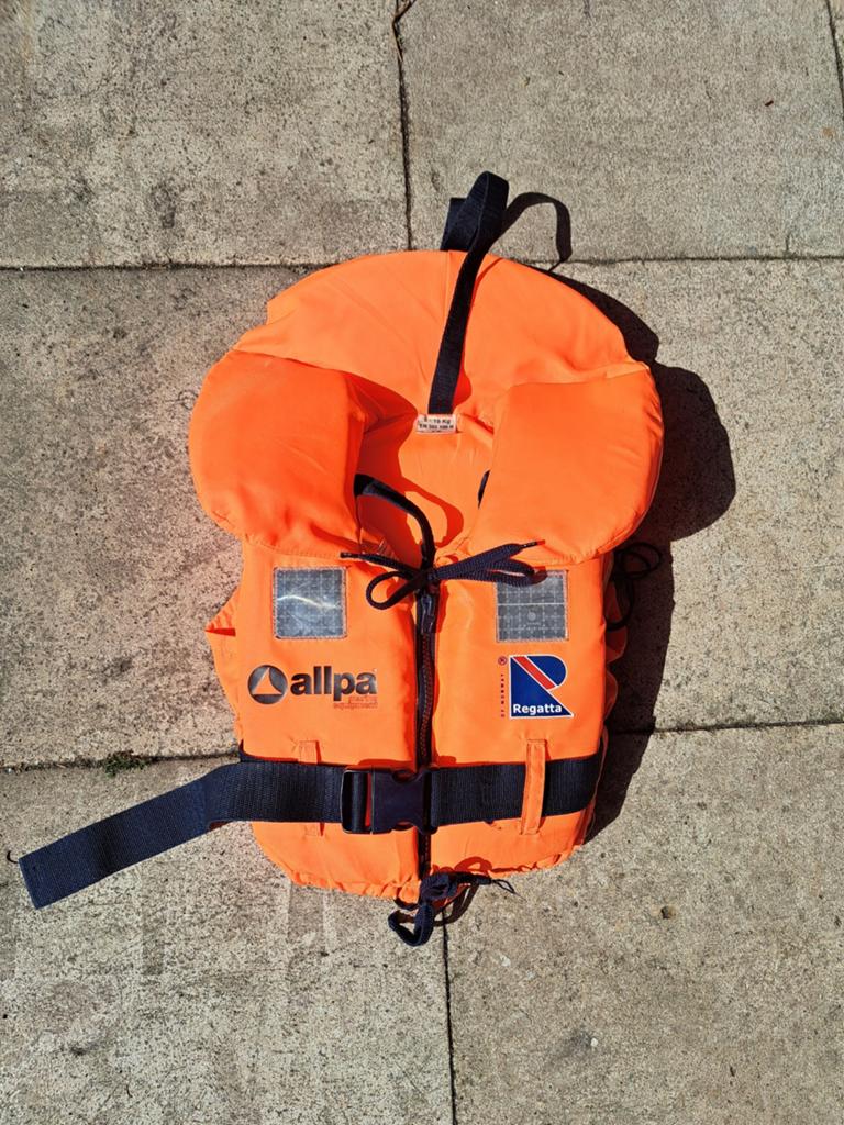 Reddingsvest 5-15 kg, zeer goede staat, met fluitje, Ophalen of Verzenden, Zo goed als nieuw, Overige typen