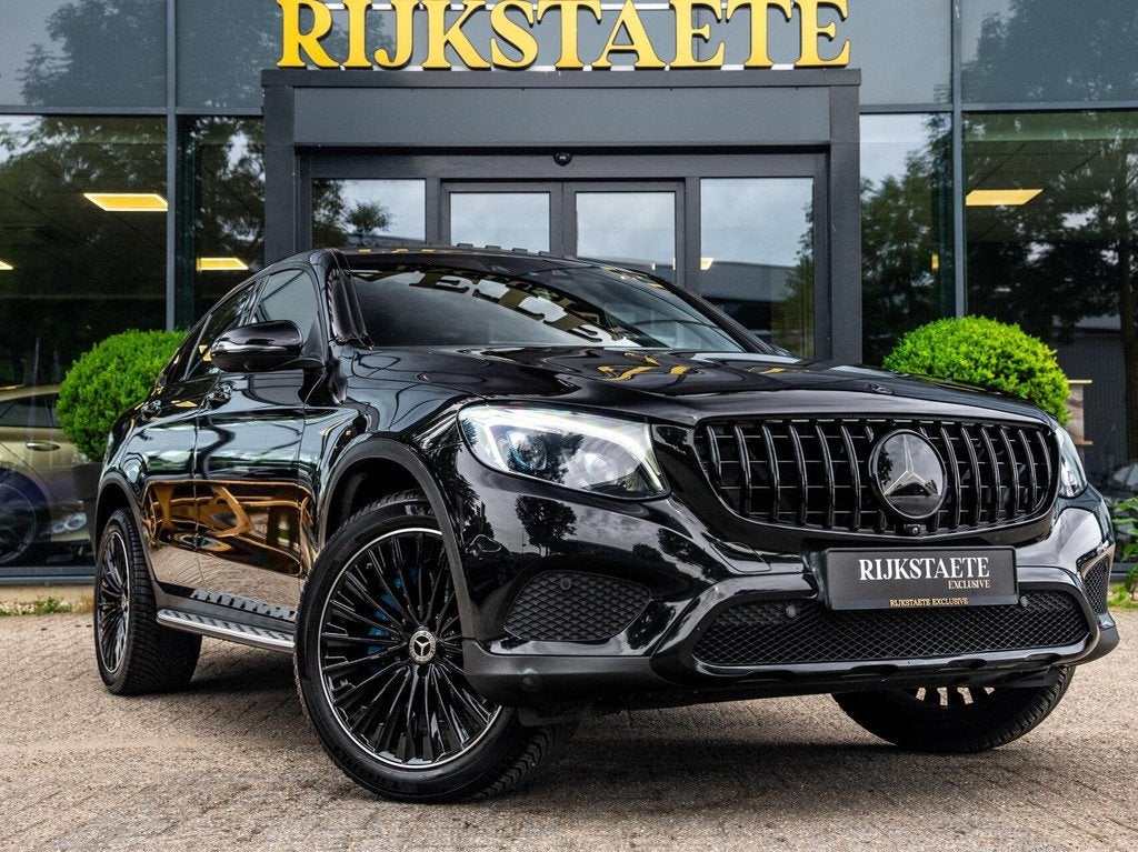 Mercedes GLC-klasse Coupé 350e 4MATIC AMG|PANO|BURMESTER|36, Automaat, 1940 kg, Gebruikt, 2000 kg