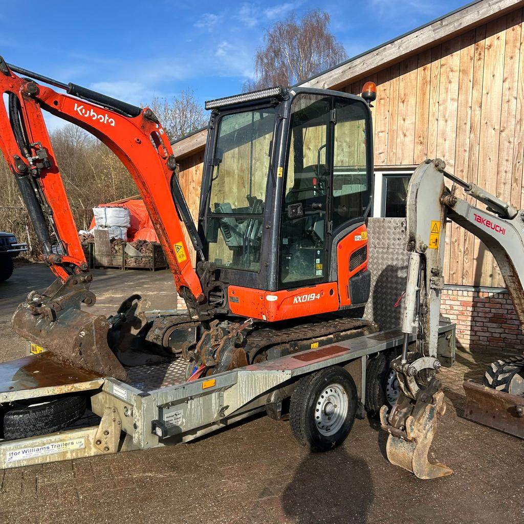 Kubota KX-019-4, Ophalen, Graafmachine