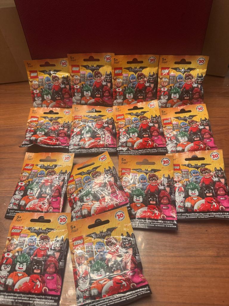 Lego minifigs Batman Movie - 14 zakjes (sealed), Overige thema's, Lego, Nieuw, Ophalen of Verzenden
