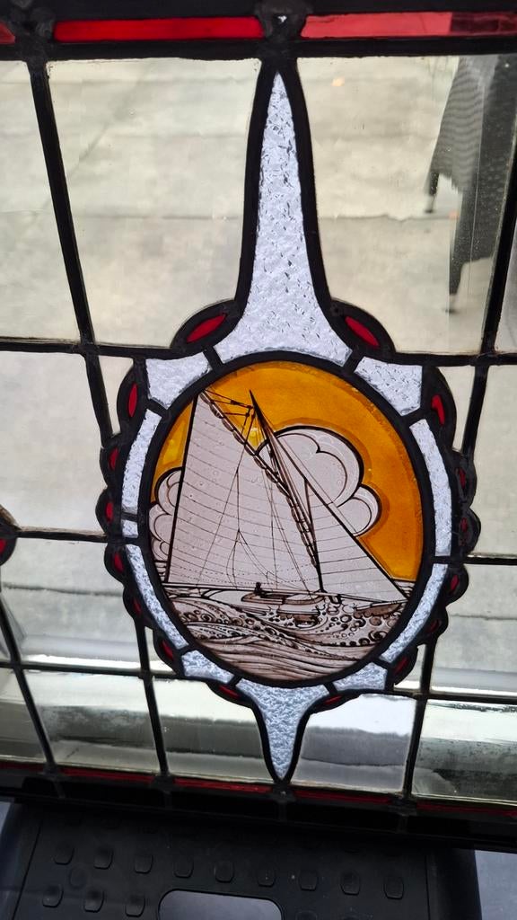 Raamhanger glas in lood, Ophalen
