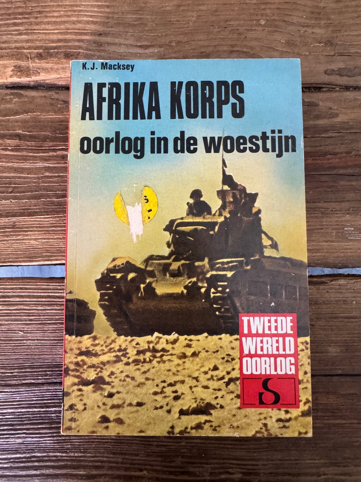Afrika Korps: Oorlog in de woestijn - WO2 boekje, Boeken, Ophalen of Verzenden, Tweede Wereldoorlog, Gelezen, Landmacht