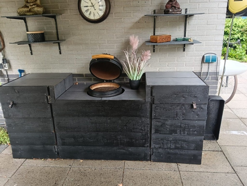 bbq buitenkeuken, Ophalen, Zo goed als nieuw, Houtskool, Vrijstaand