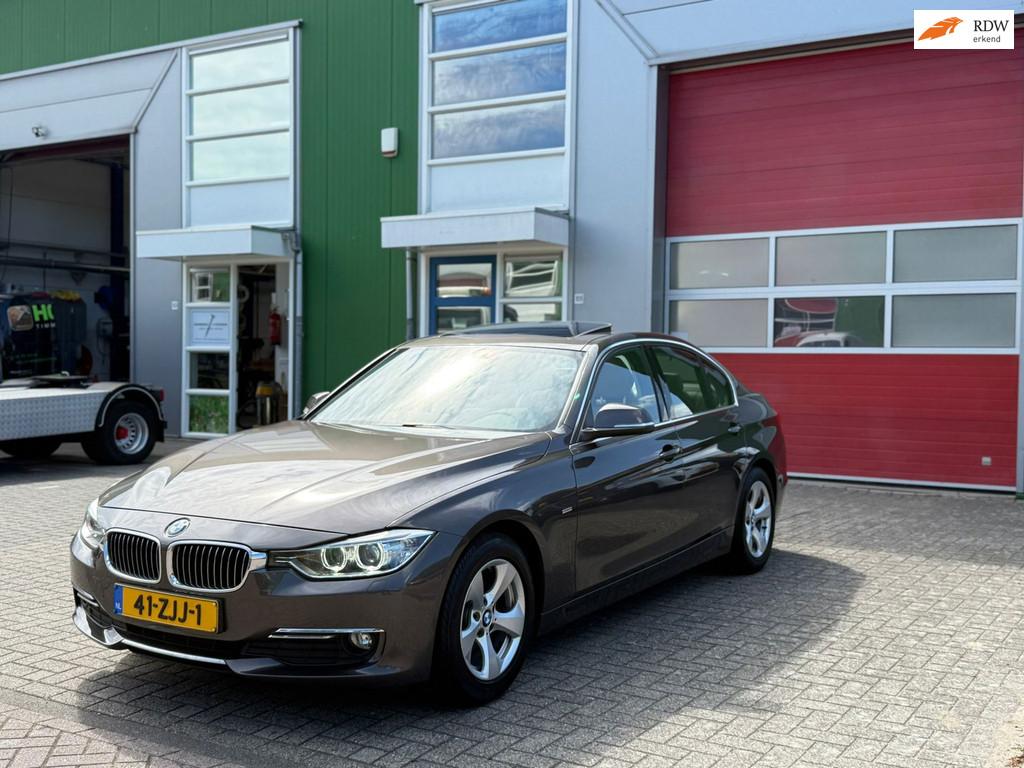 BMW 3-serie 320i EfficientDynamics Edition Upgrade Edition, Auto's, BMW, Bedrijf, Te koop, 3-Serie, ABS, Airbags, Airconditioning