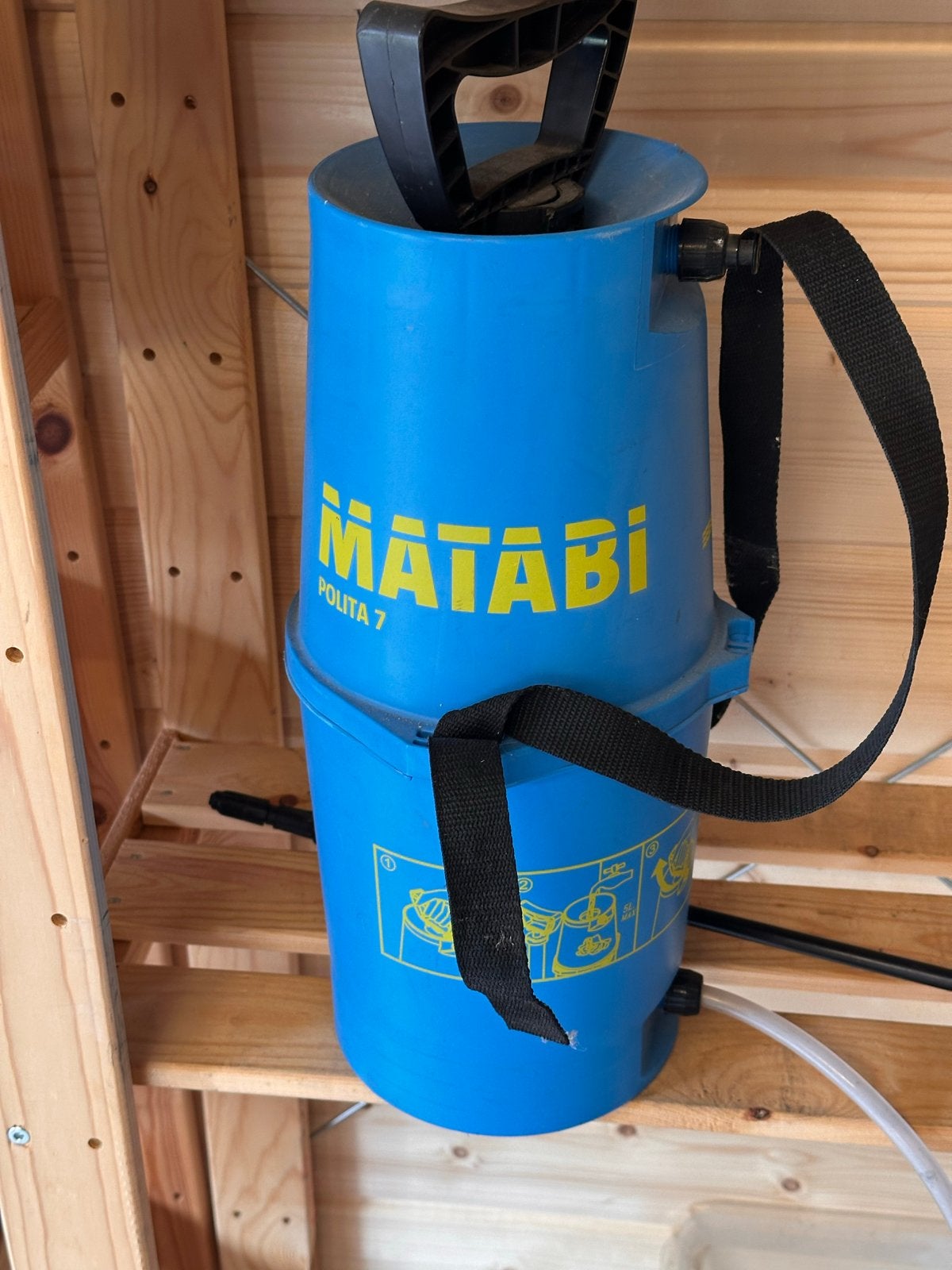 Matabi Polita 7 Drukspuit - Handige Tuinspuit, Ophalen of Verzenden, Gebruikt, Handsproeier