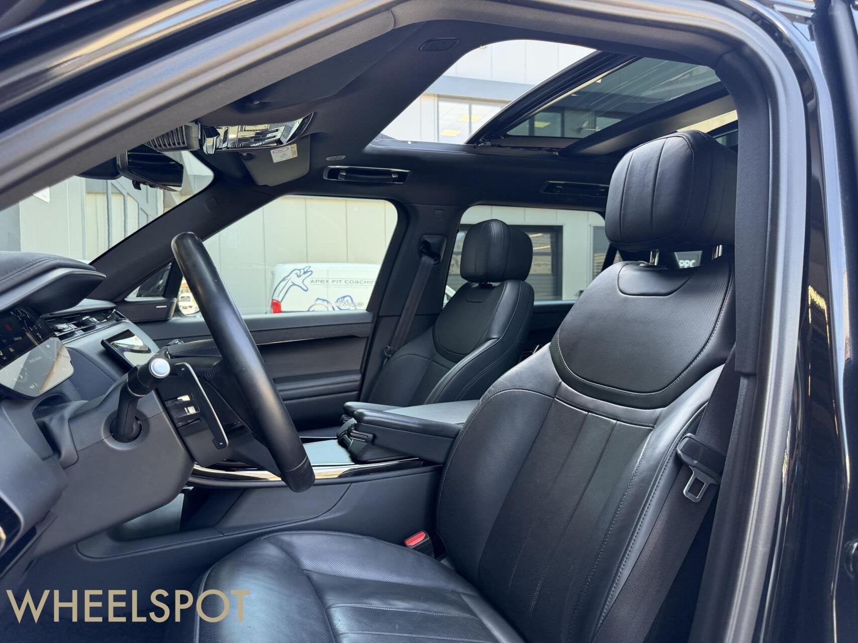 Range Rover Sport 3.0 P440e Dynamic HSE|Pano|Lucht|360|BTW, Auto's, Automaat, Adaptive Cruise Control, Gebruikt, 3000 kg