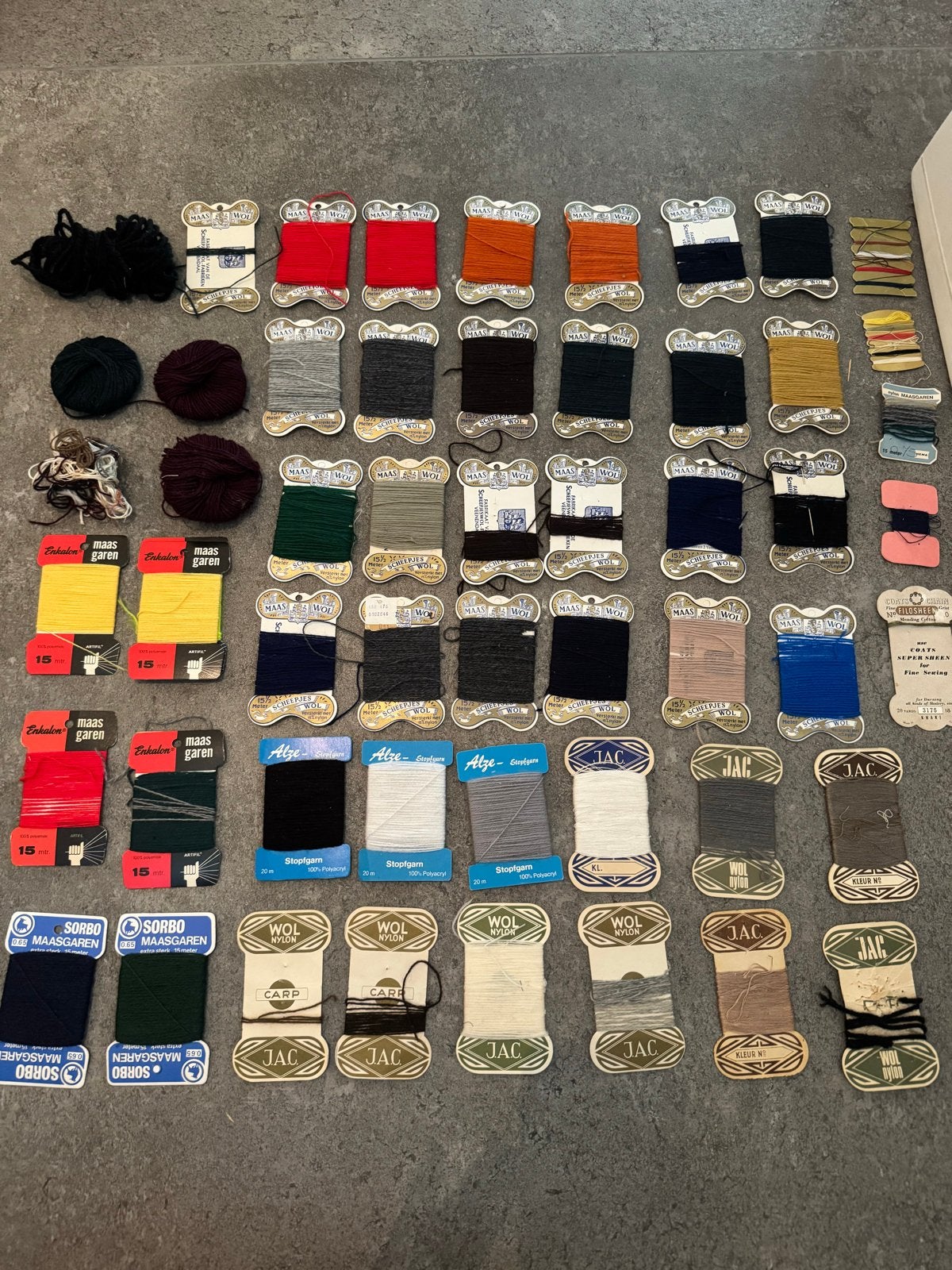Grote collectie maasgaren en borduurgaren veel kleuren!, Ophalen of Verzenden, Gebruikt, Garen of Naald(en)