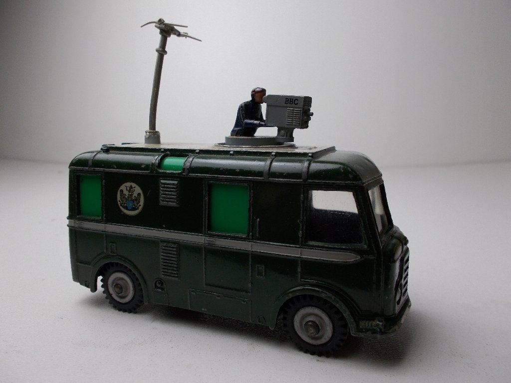 1959 Dinky Supertoys 968 BBC ROVING EYE. I.g.st. (-C-), Ophalen of Verzenden, Zo goed als nieuw, Bus of Vrachtwagen, Dinky Toys