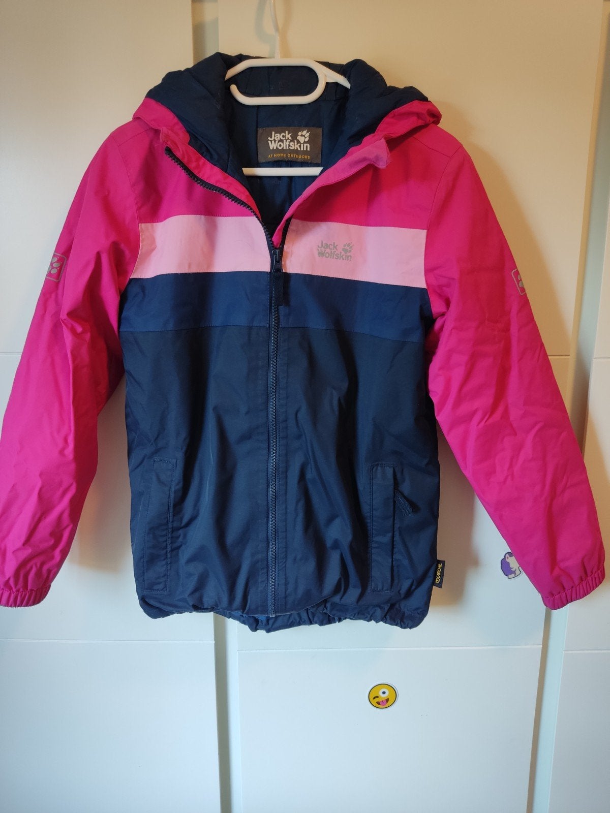 Jack Wolfskin jas roze/blauw, maat 158, zo goed als nieuw, Meisje, Jack Wolfskin, Ophalen of Verzenden, Zo goed als nieuw