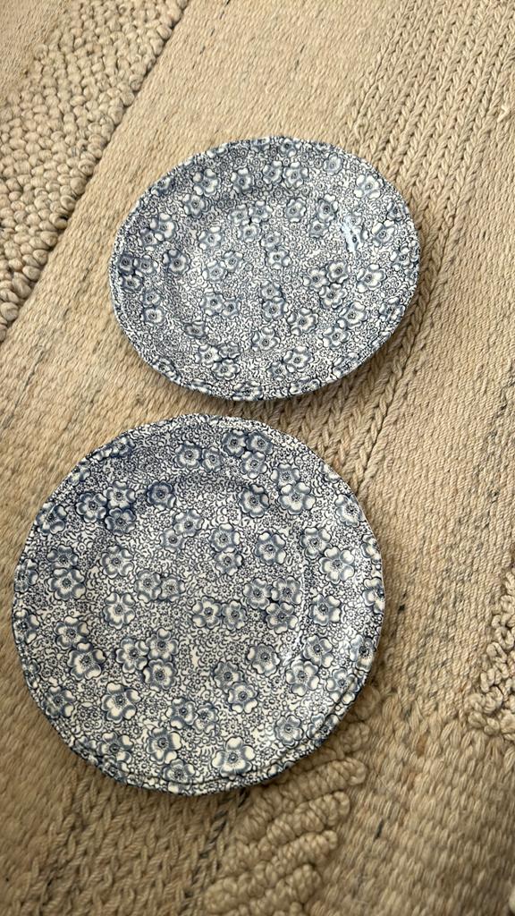2 ontbijtbordjes Enoch Wedgwood Kensington Chintz, Huis en Inrichting, Keuken | Servies, Ophalen of Verzenden, Zo goed als nieuw