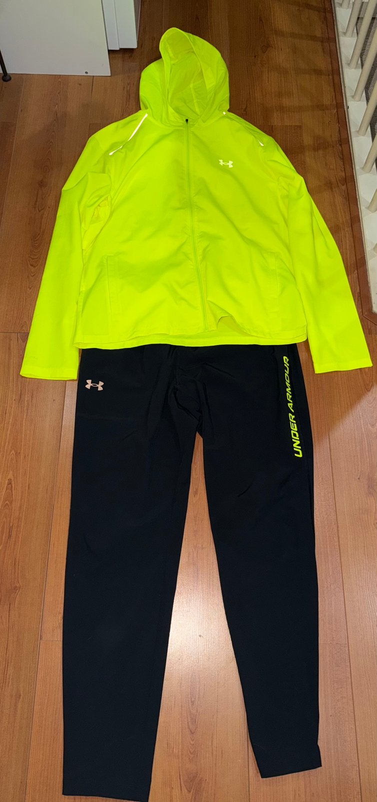 Under armour traningspak, Ophalen of Verzenden, Zo goed als nieuw, Zwart, Algemeen