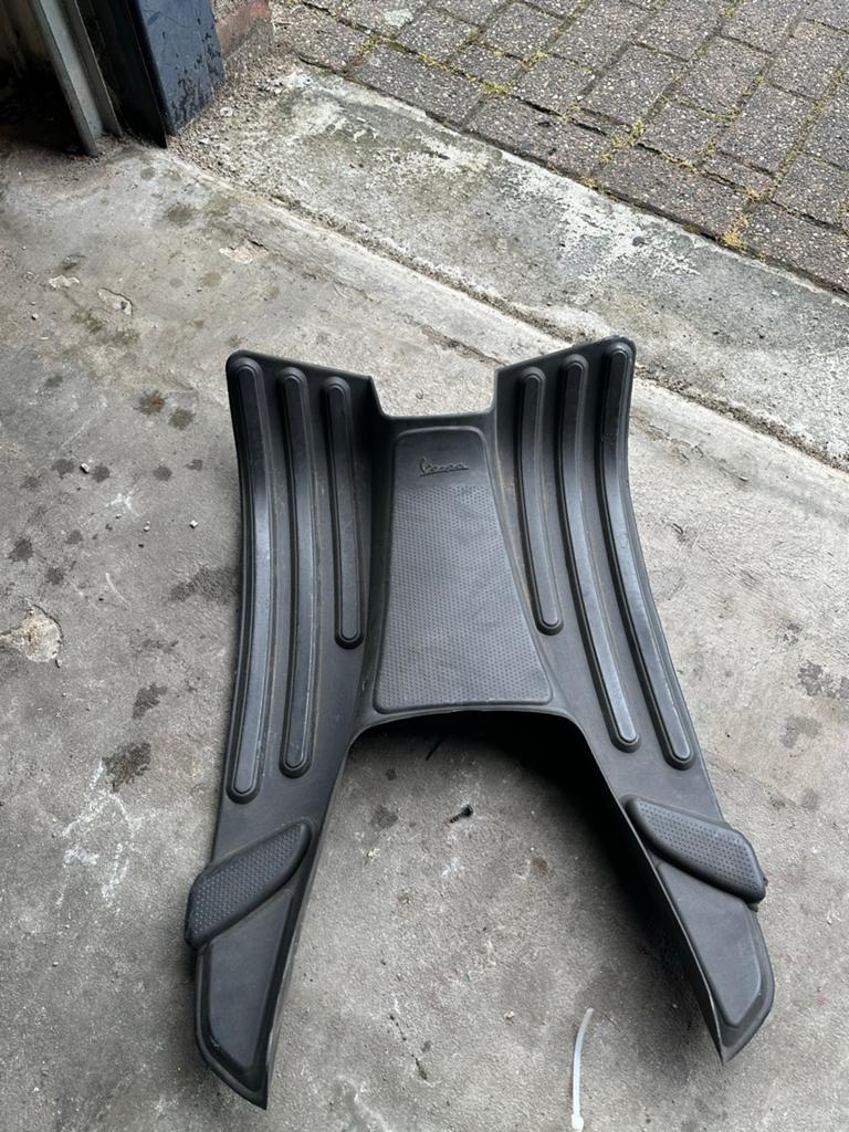 Vespa LX Treeplank Mat - Origineel en Gebruikt, Ophalen of Verzenden
