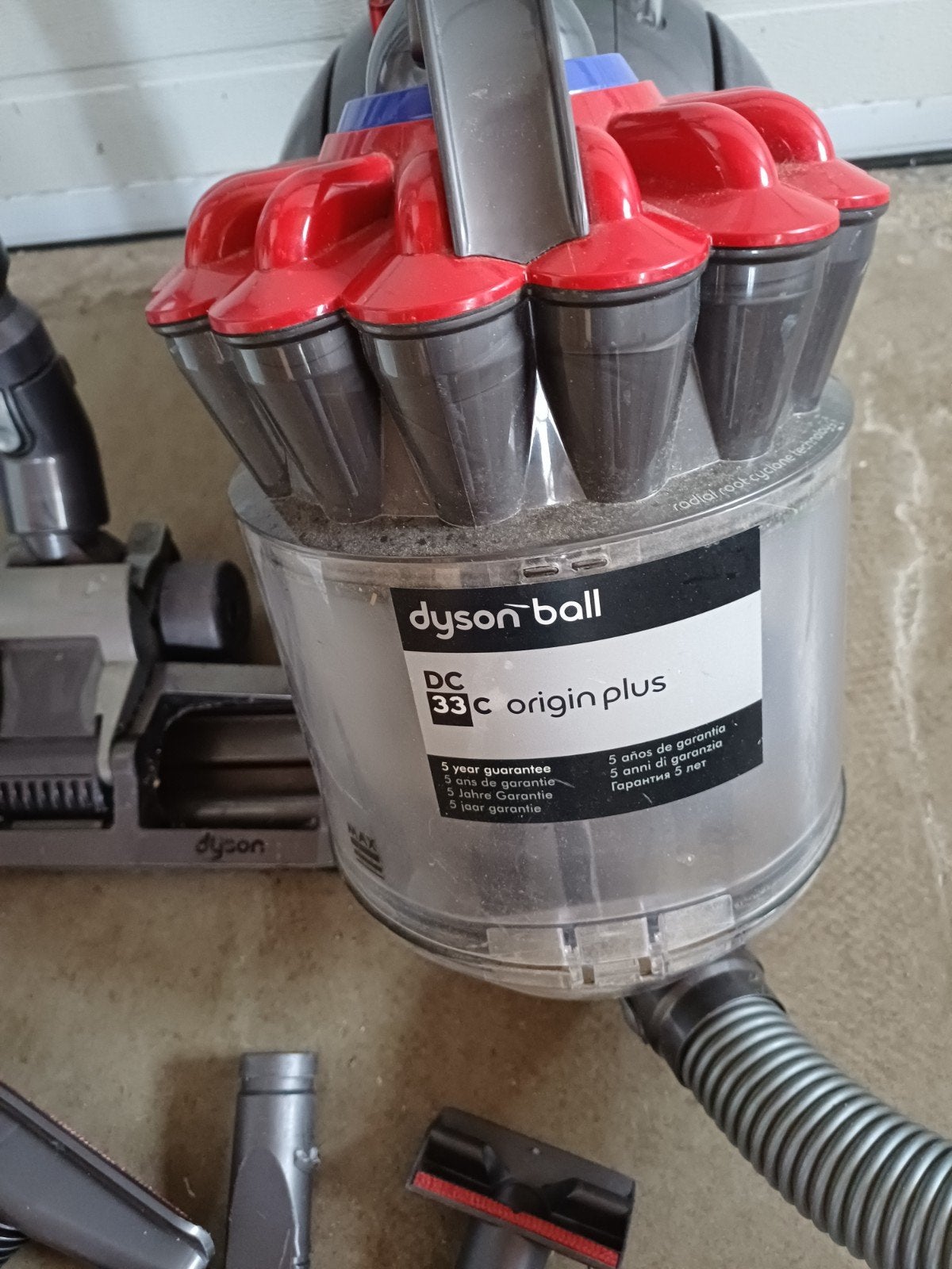 Dyson stofzuiger,  voor onderdelen of reparatie. ., Witgoed en Apparatuur, Stofzuigers, Ophalen, Niet werkend, 1200 tot 1600 watt