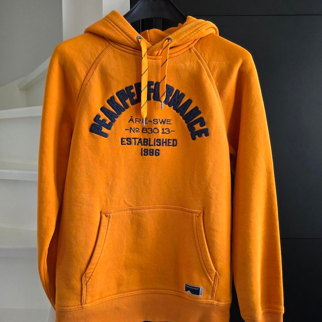 Mooie Peak Performance trui maat S oranje, Ophalen of Verzenden