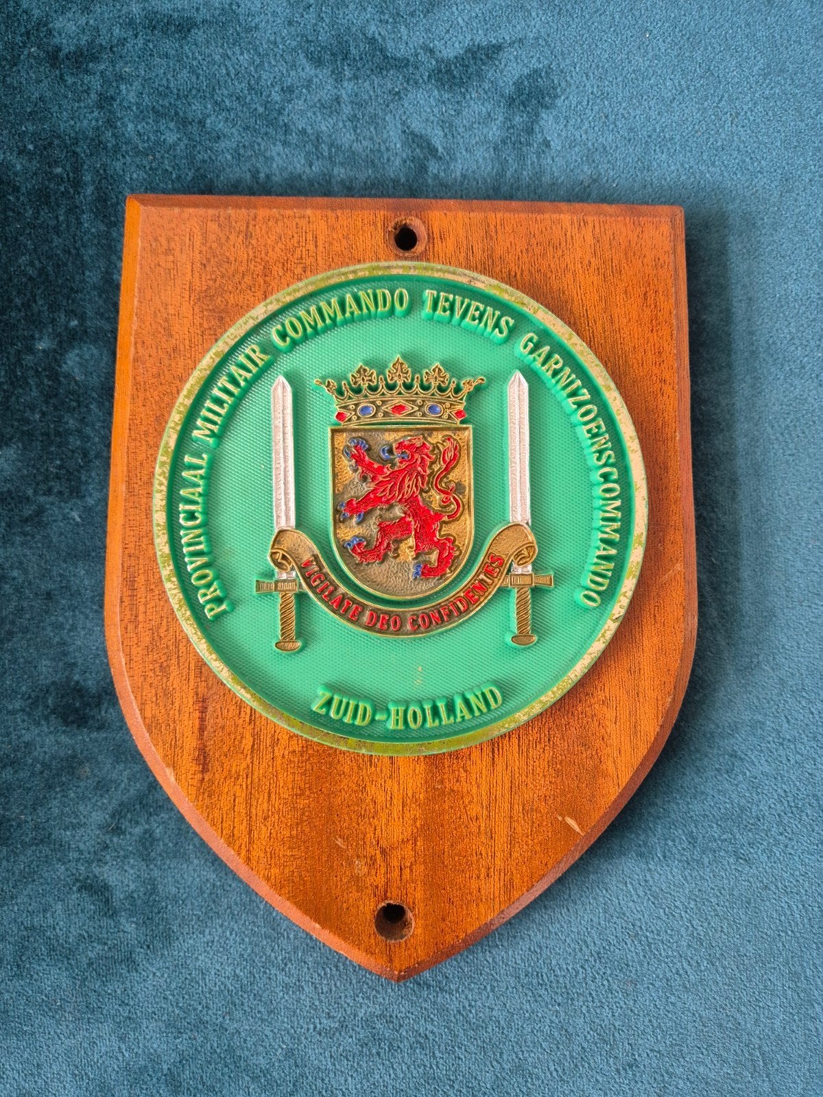 Wapenschild Provinciaal Militair Commando Zuid Holland, Ophalen of Verzenden, Landmacht, Nederland, Embleem of Badge