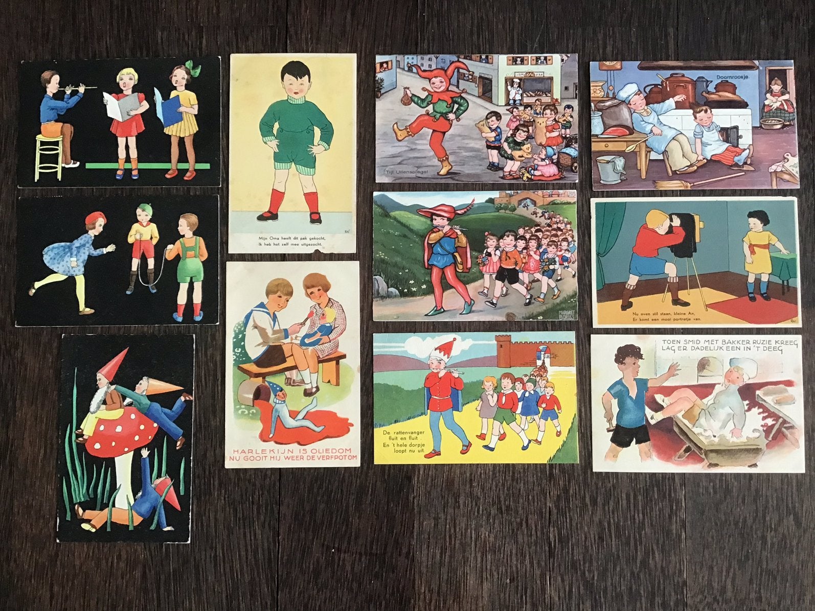 11 kleurige kinder ansichtkaarten uit de jaren dertig, Verzamelen, Ophalen of Verzenden