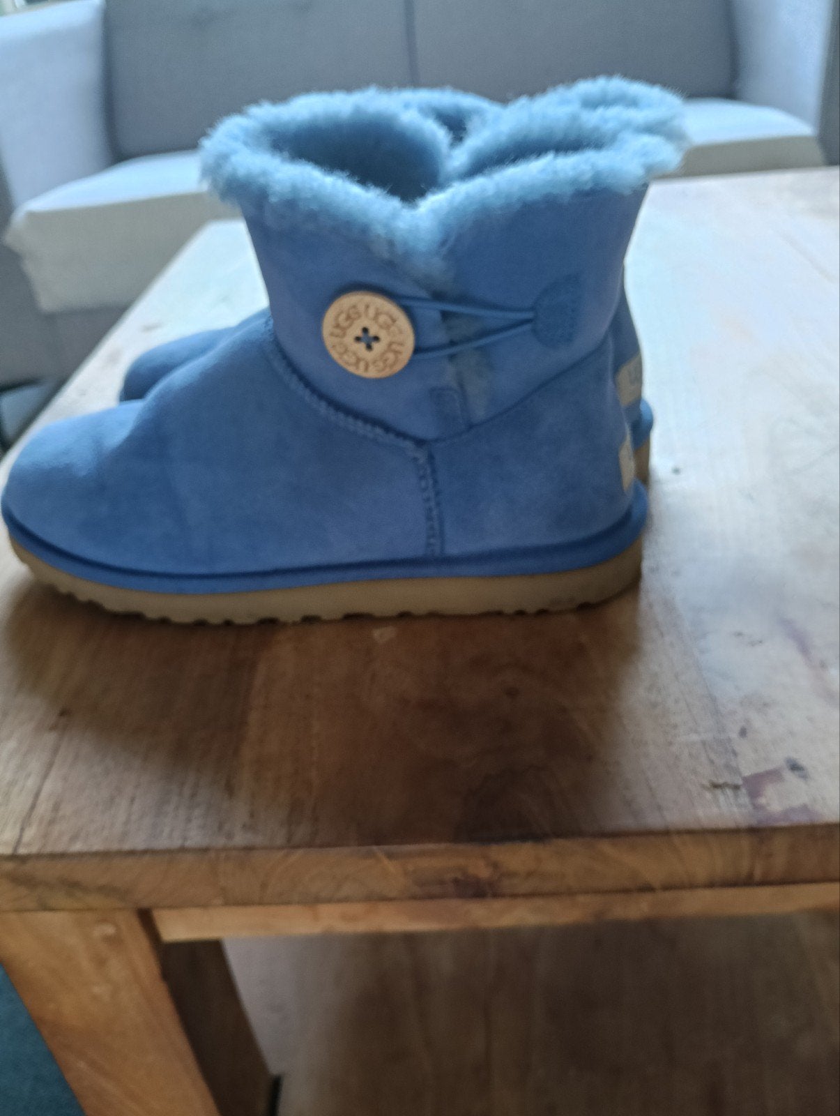 Ugg Australia Mini Bailey Button laarzen - Maat 39, Blauw, UGG Australia, Lage of Enkellaarzen, Ophalen of Verzenden