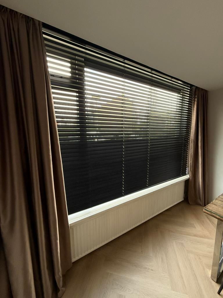 Houten jaloezieën 1 stuk, Ophalen, Zwart, Zo goed als nieuw, 200 cm of meer