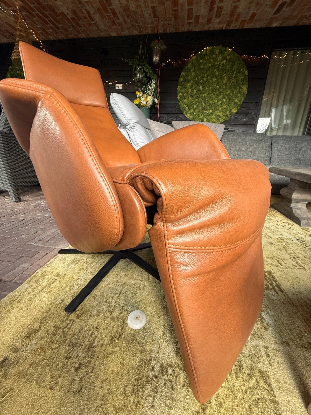 Leren relaxfauteuil - Bruin, Huis en Inrichting, Stoelen, Bruin, Leer, Ophalen of Verzenden, Zo goed als nieuw