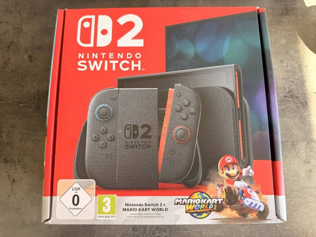 Nintendo Switch 2 + Mario Kart World (Britse stekker), Spelcomputers en Games, Met games, Met 2 controllers, Nieuw, Ophalen of Verzenden