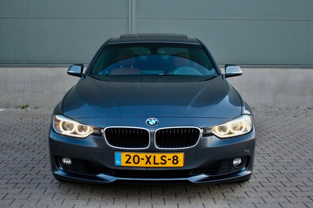 BMW 3-serie 320i High Executive|dakraam|Leder|Led|20inch, Auto's, BMW, Automaat, Euro 5, Achterwielaandrijving, Gebruikt