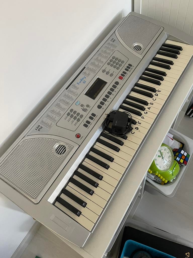 Keyboard, Muziek en Instrumenten, Keyboards, Ophalen, Gebruikt, 61 toetsen, Overige merken