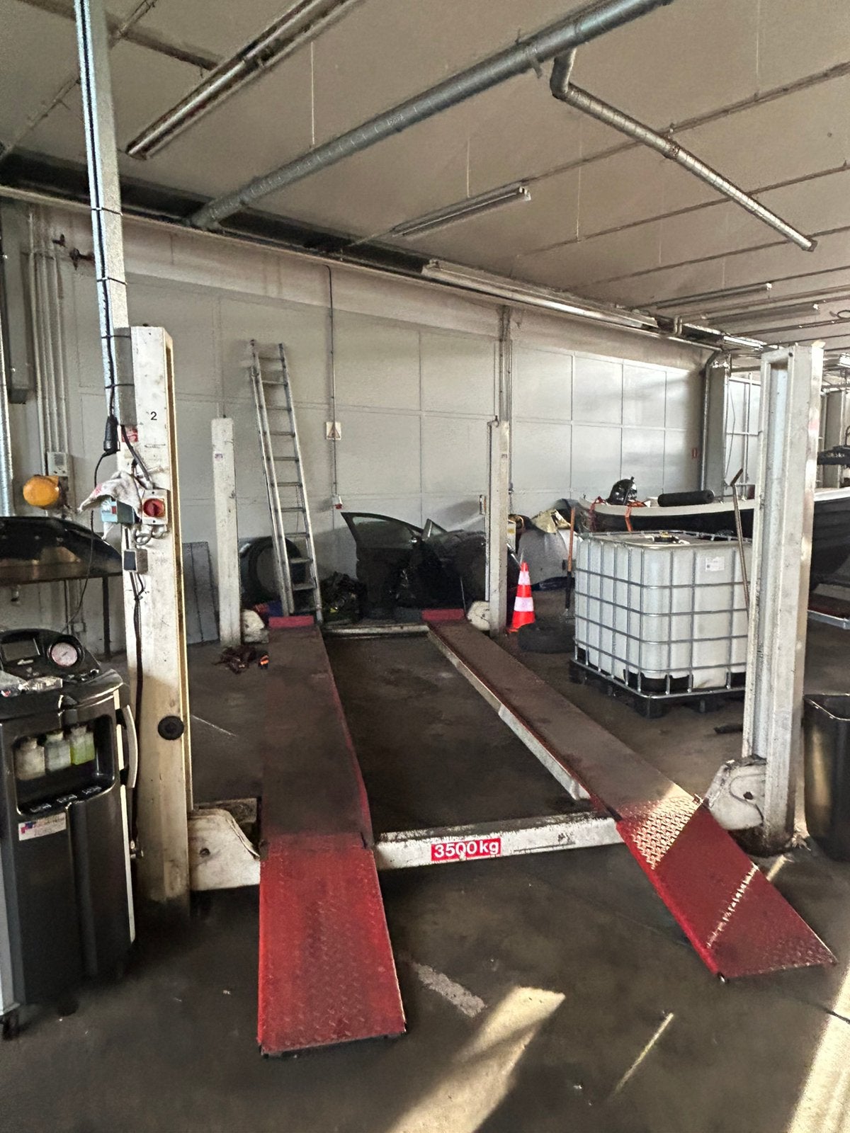 2x Professionele Stertil Koni hefbrug te koop – 3500 kg!, Ophalen, Gebruikt