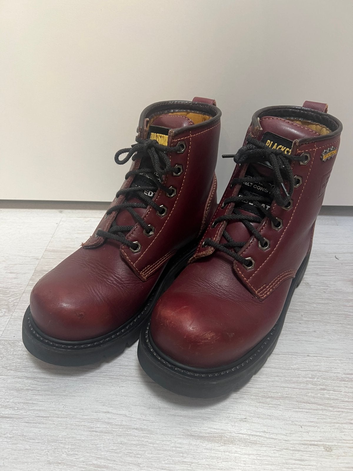 Blackstone kistjes maat 36 bordeauxrood, Kleding | Dames, Schoenen, Lage of Enkellaarzen, Ophalen of Verzenden, Gedragen, Rood