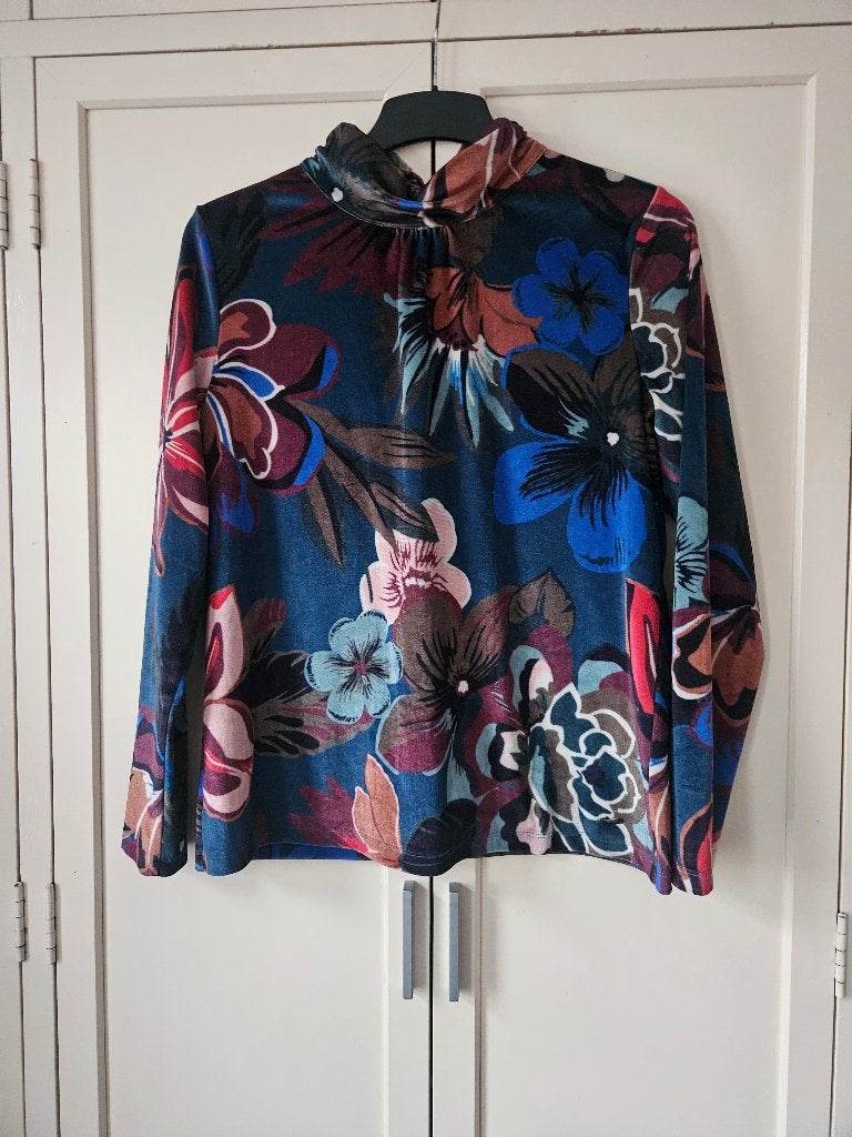 Taifun top velours maat 44 zgan, Kleding | Dames, Meerkleurig, Maat 42/44 (L), Ophalen of Verzenden, Zo goed als nieuw