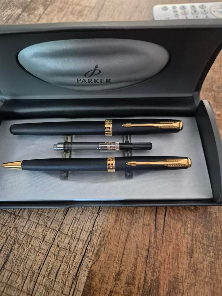 Parker Sonnet france A3 pennen  zet, Verzamelen, Pennenverzamelingen, Ophalen of Verzenden, Balpen, Parker