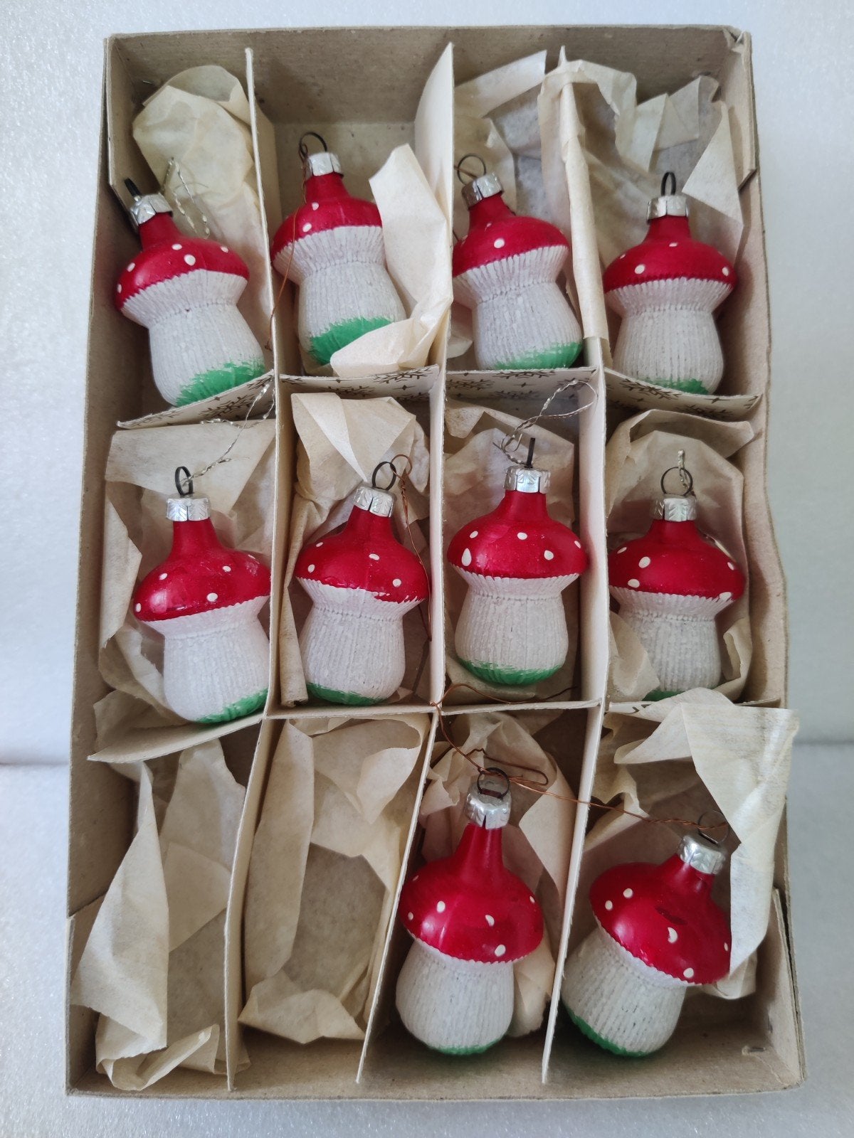 10 oude paddestoelen, Diversen, Kerst, Ophalen of Verzenden