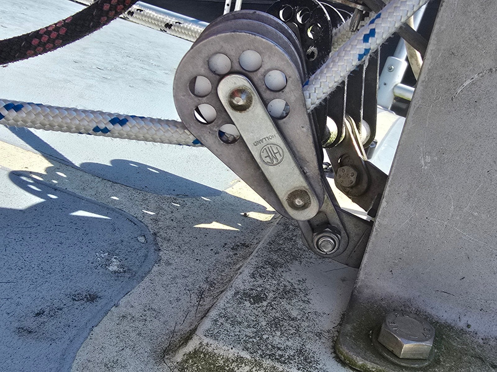 Gezocht!! Dit ouwerwetse katrolblok voor mijn Etap20, Watersport en Boten, Accessoires en Onderhoud, Ophalen of Verzenden, Gebruikt