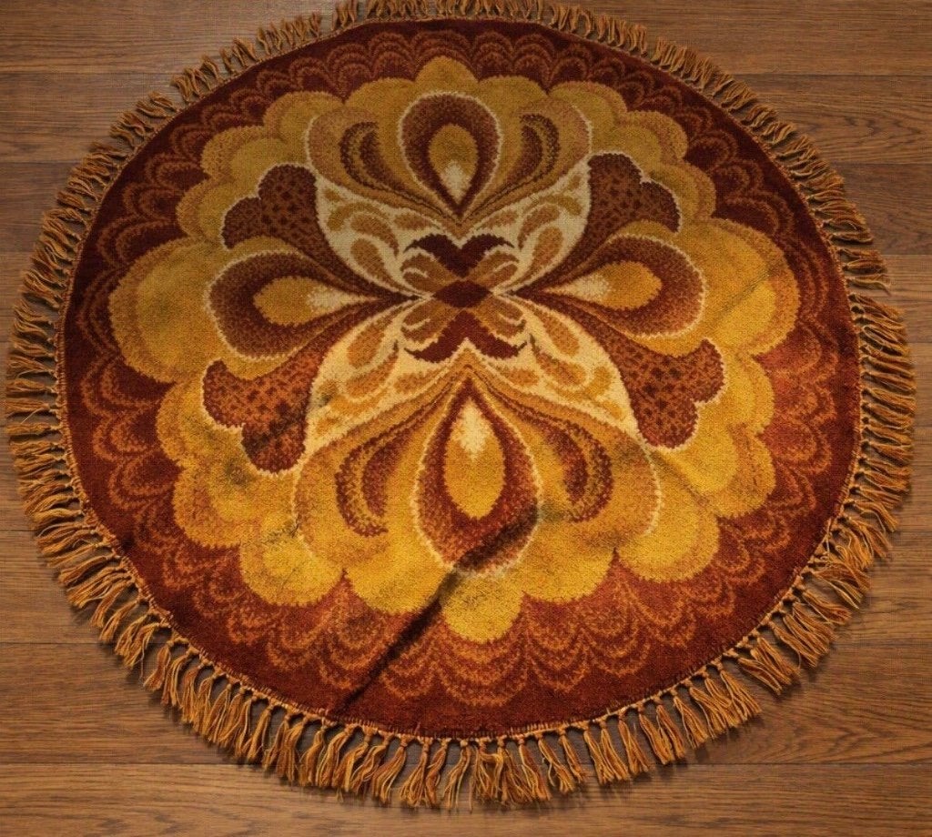 Vintage tapijt / vloerkleed (/ tafelkleed), Ophalen, Gebruikt, 100 tot 150 cm, Rond