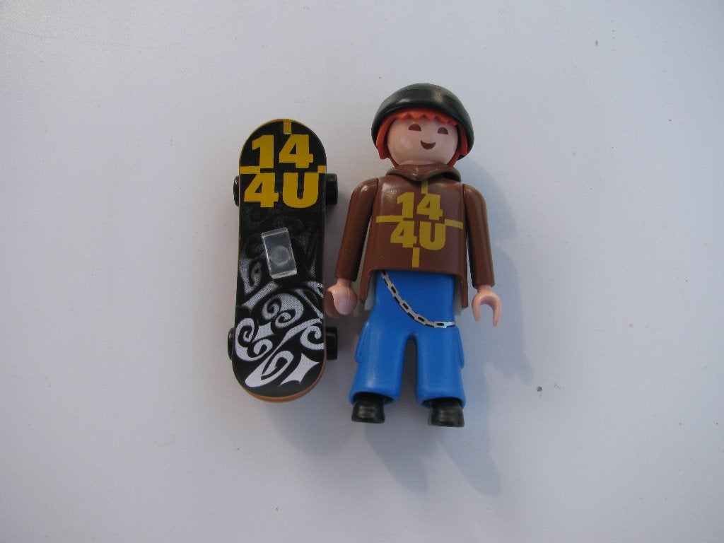 Playmobil 4754 Skater, Complete set, Overige typen, Ophalen of Verzenden, Zo goed als nieuw