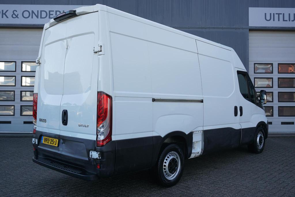 Iveco Daily 35S12V 2.3 352 H2, Auto's, Gebruikt, Euro 6, Iveco, 116 pk