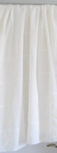 '2 STUKS WITTE VITRAGE, ALS NIEUW, Vitrage, 249 cm, Wit, Ophalen of Verzenden