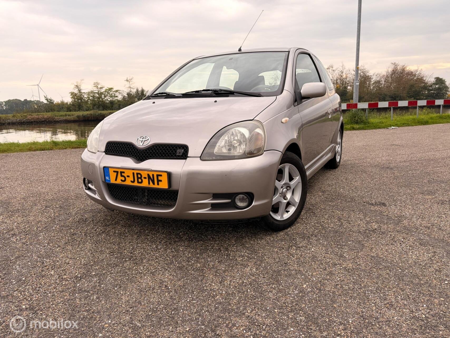 Toyota Yaris 1.5-16V VVT-i T-Sport, Voorwielaandrijving, 1497 cc, Gebruikt, 31 €/maand