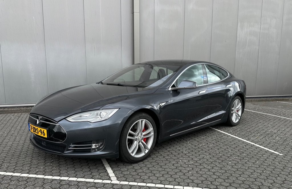 Tesla Model S P85D Performance – 2015 – slechts 143.090 KM, Auto's, Tesla, Automaat, 700 pk, Zwart, Elektrisch