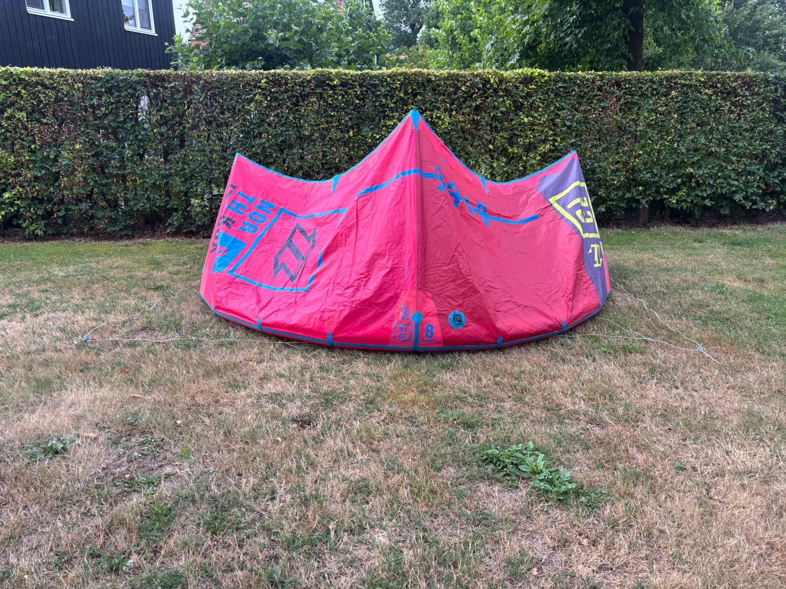 North Dice 8m² 2016 + Thrust Bar + North Team Series 2015 –, Gebruikt, Kitesurf-set, Twintip, 8 m²