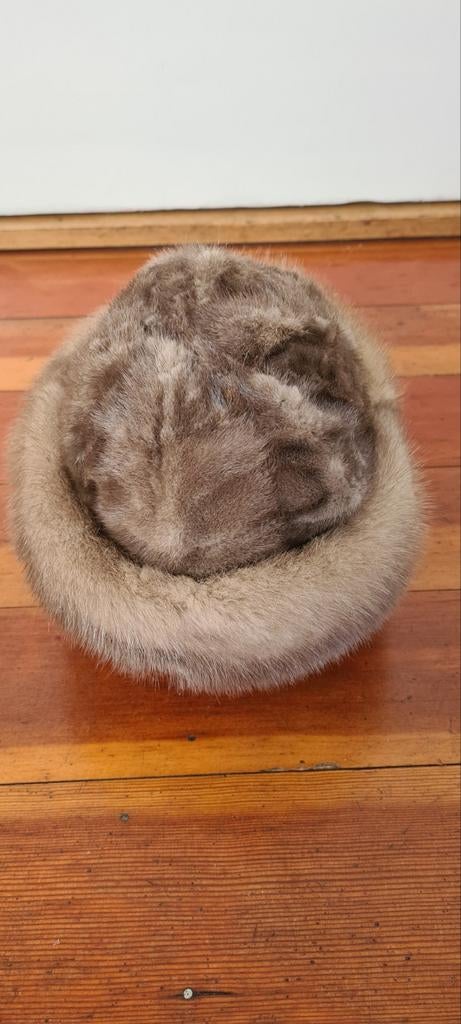 Vintage Bontmuts - Elegante Winteraccessoire, Ophalen of Verzenden, Gedragen, One size fits all, Hoed